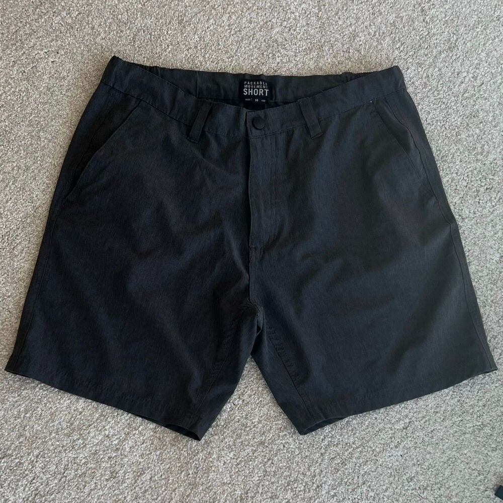 NWOT Packable Movement Chino Shorts in Black Size M